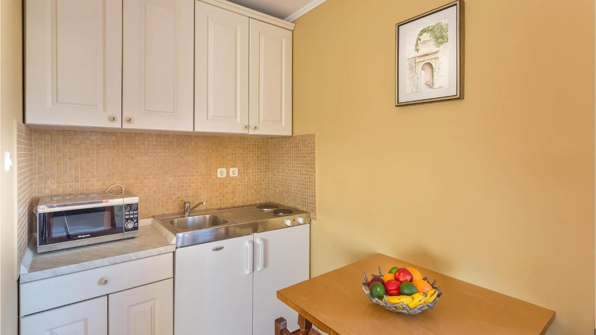 Nice Home In Ugljan With Wifi 0*,  Croácia