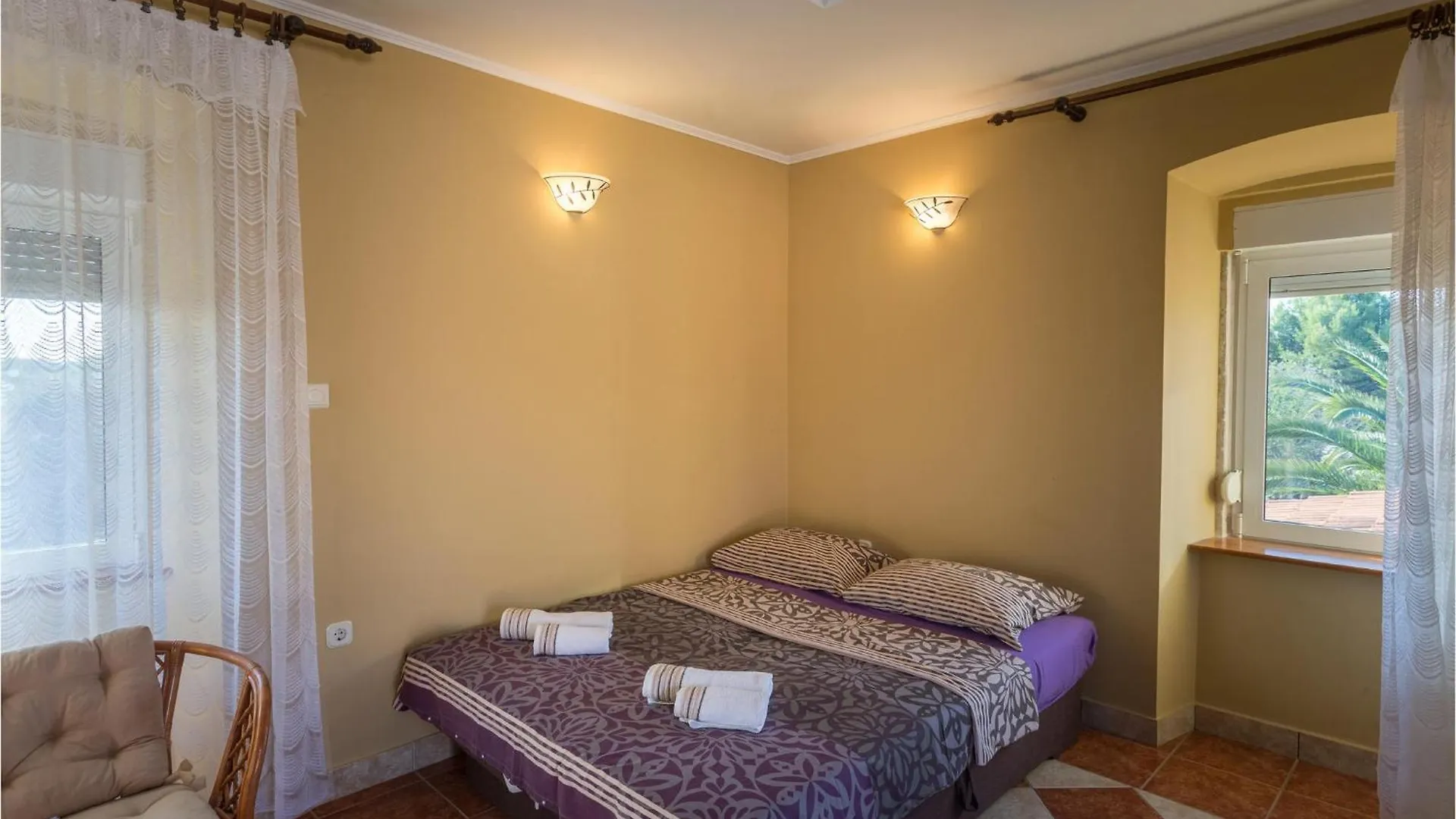 Nice Home In Ugljan With Wifi Casa de Férias
